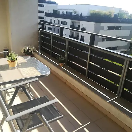 Comfortable With Pool In Nature Surroundings Apartment Bucharest