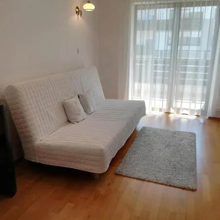 Comfortable With Pool In Nature Surroundings Apartment *