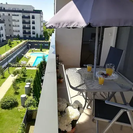 Apartment Comfortable With Pool In Nature Surroundings *