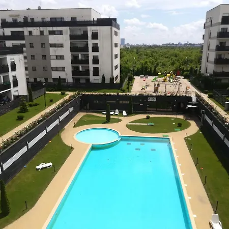 Comfortable With Pool In Nature Surroundings Bucharest